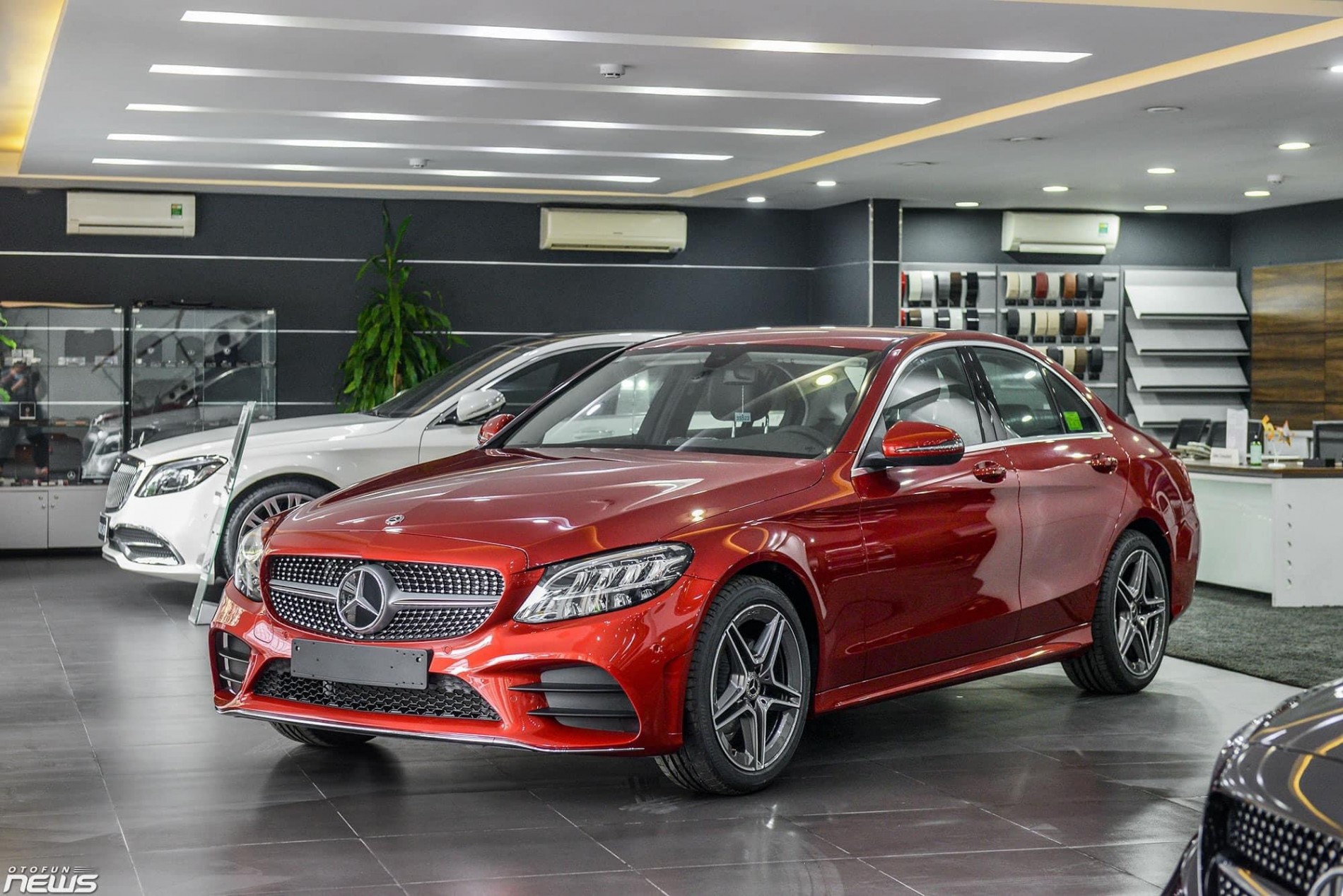 mercedes_c180_amg_2021_truong_chinh