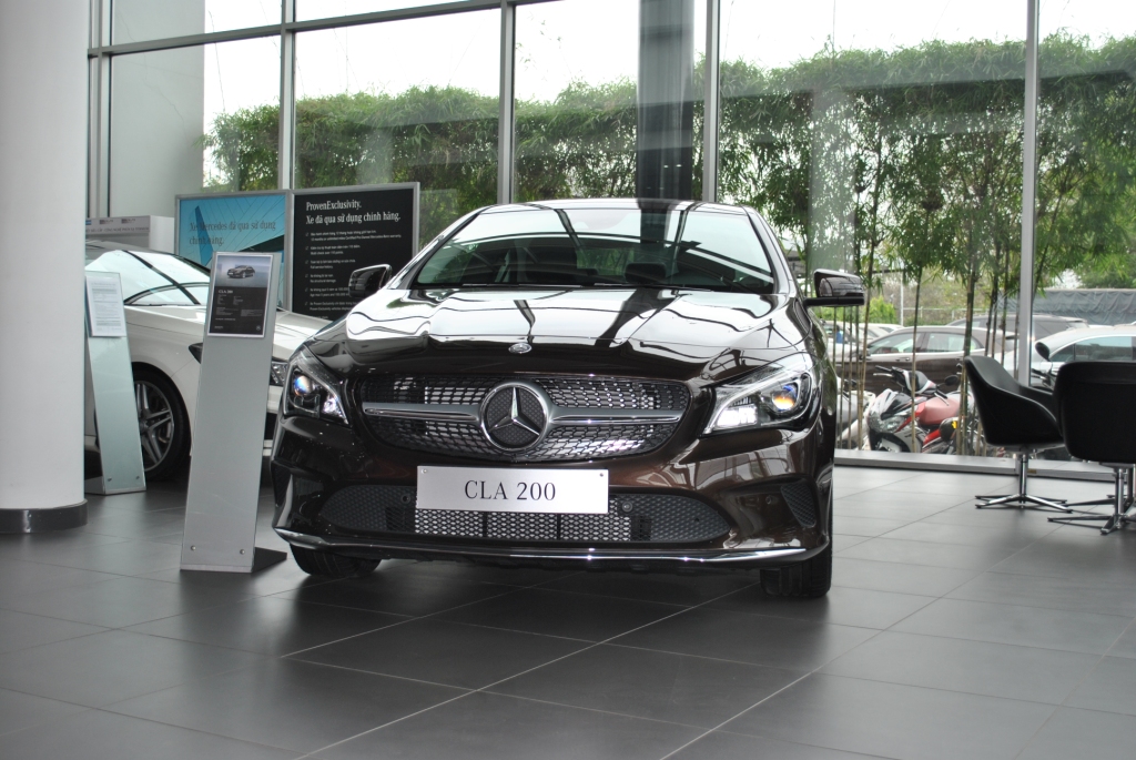 xe_mercedes_cla_200_0