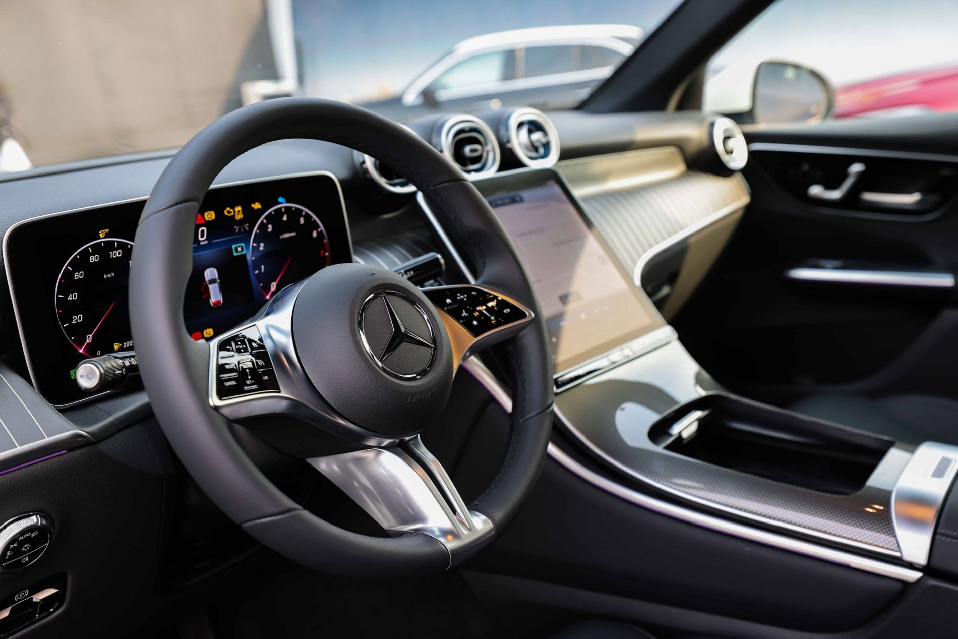 mercedes_glc_200_4_matic_1