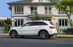 MERCEDES GLC 300 4MATIC